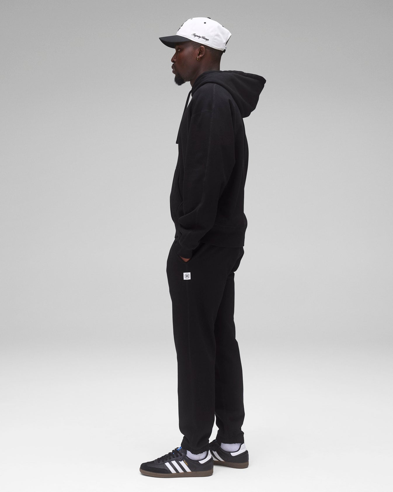 Midweight Terry Classic Cuffed Sweatpant