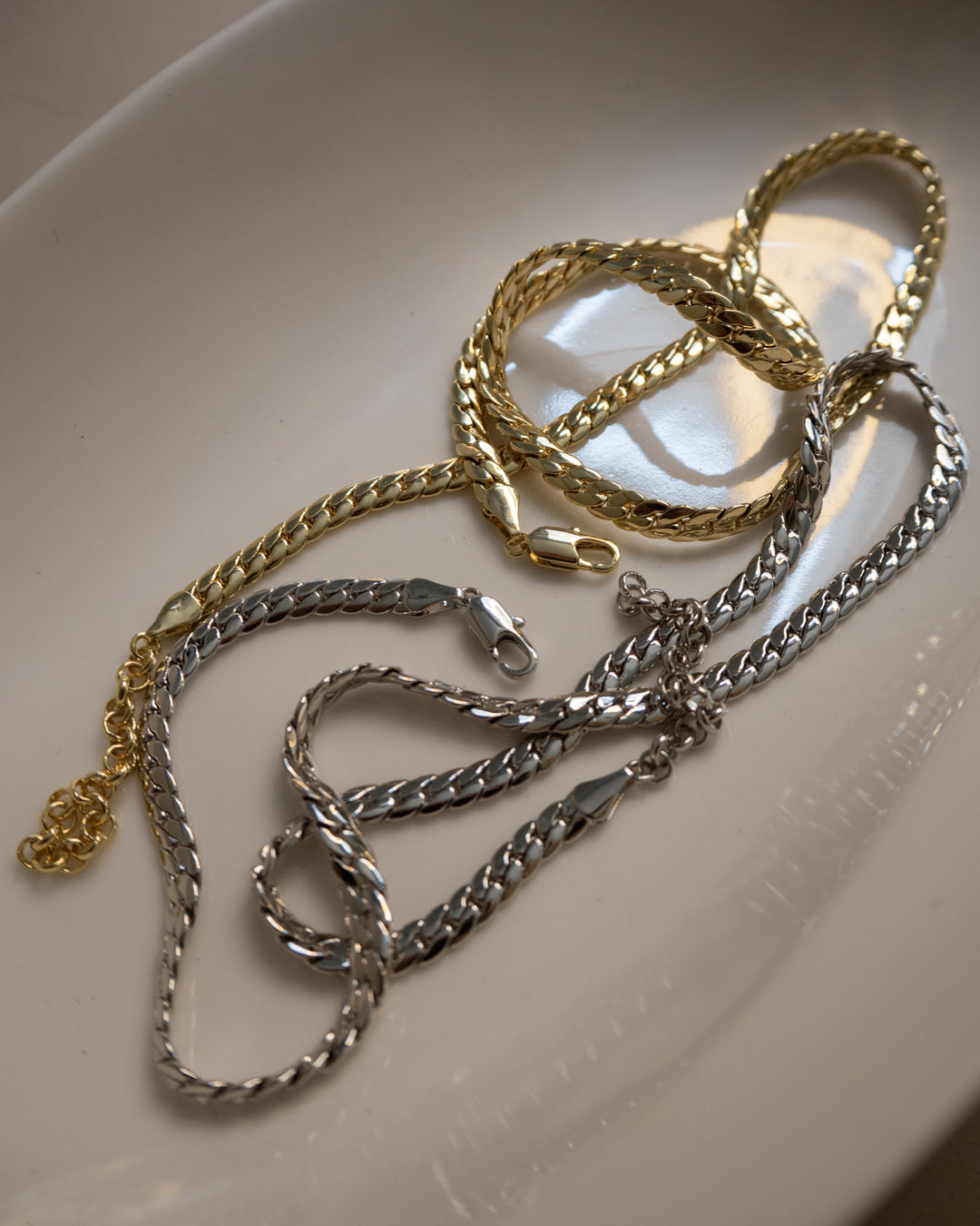 Ferrera Chain Necklace- Gold