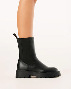 Zainab Boot Black