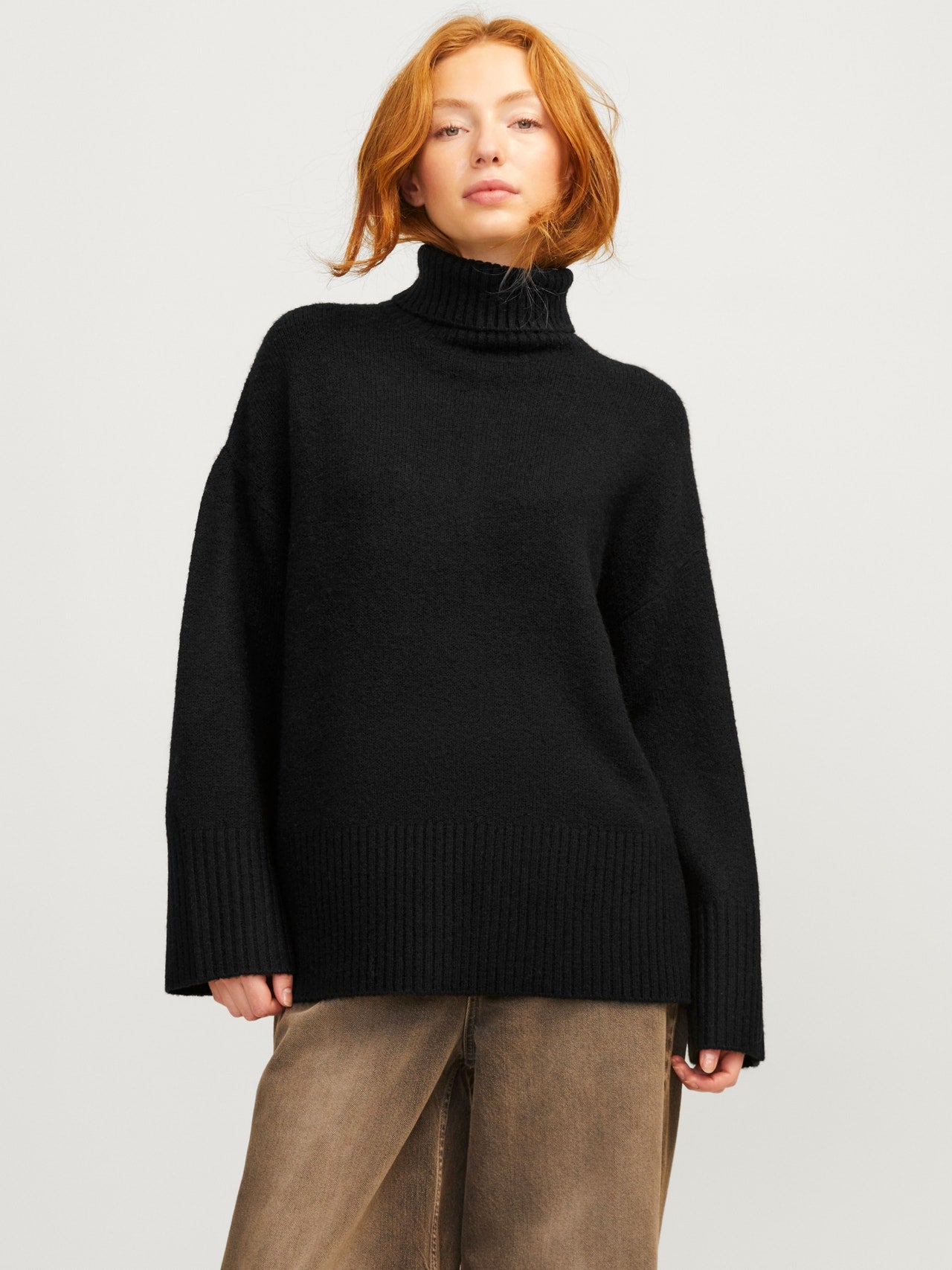 Jxalia Roll Neck