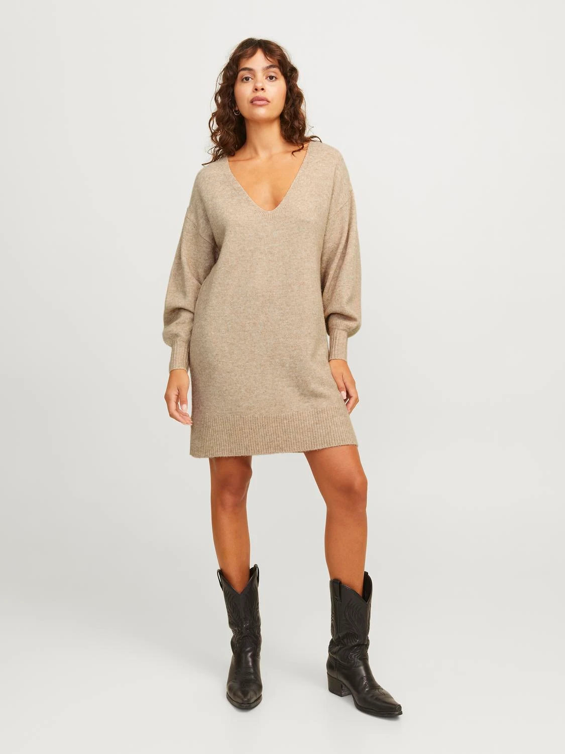 jxeffie v neck dress