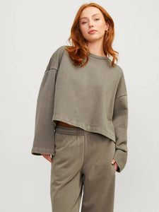 Jxelizabeth Loose Crew