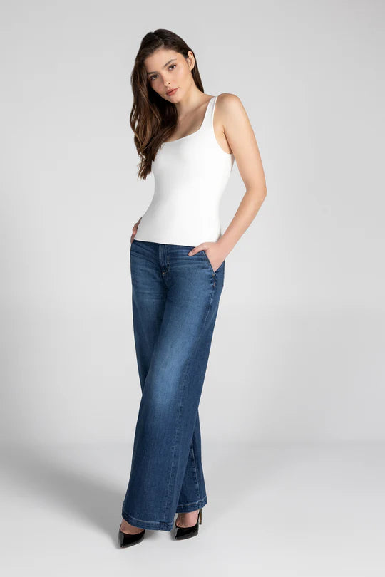 Body Hug Tank – ManWomanHome